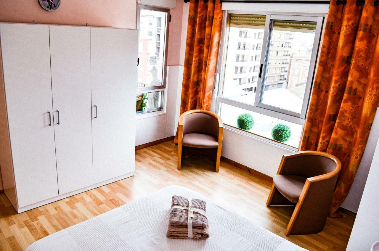Virgen Apartament Hotel 쿠엘라 외부 사진